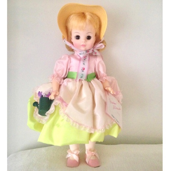 ❌SOLD!❌Vintage Madame Alexander collectible “Mary, Mary”doll - Picture 2 of 12